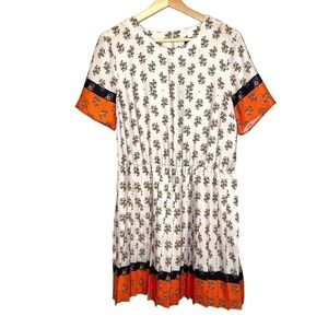 Floral Dress With Pleating 🤍